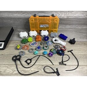 Mixed Lot Vintage Beyblade Hasbro Takara Tomy Metal w Ripcords Launchers & Case